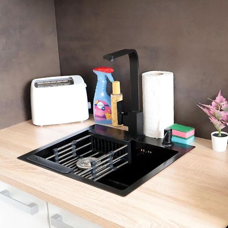 Smart-Schoen-Guenstig,Naehe U1 & Park And Ride ! Wina Bagian luar foto