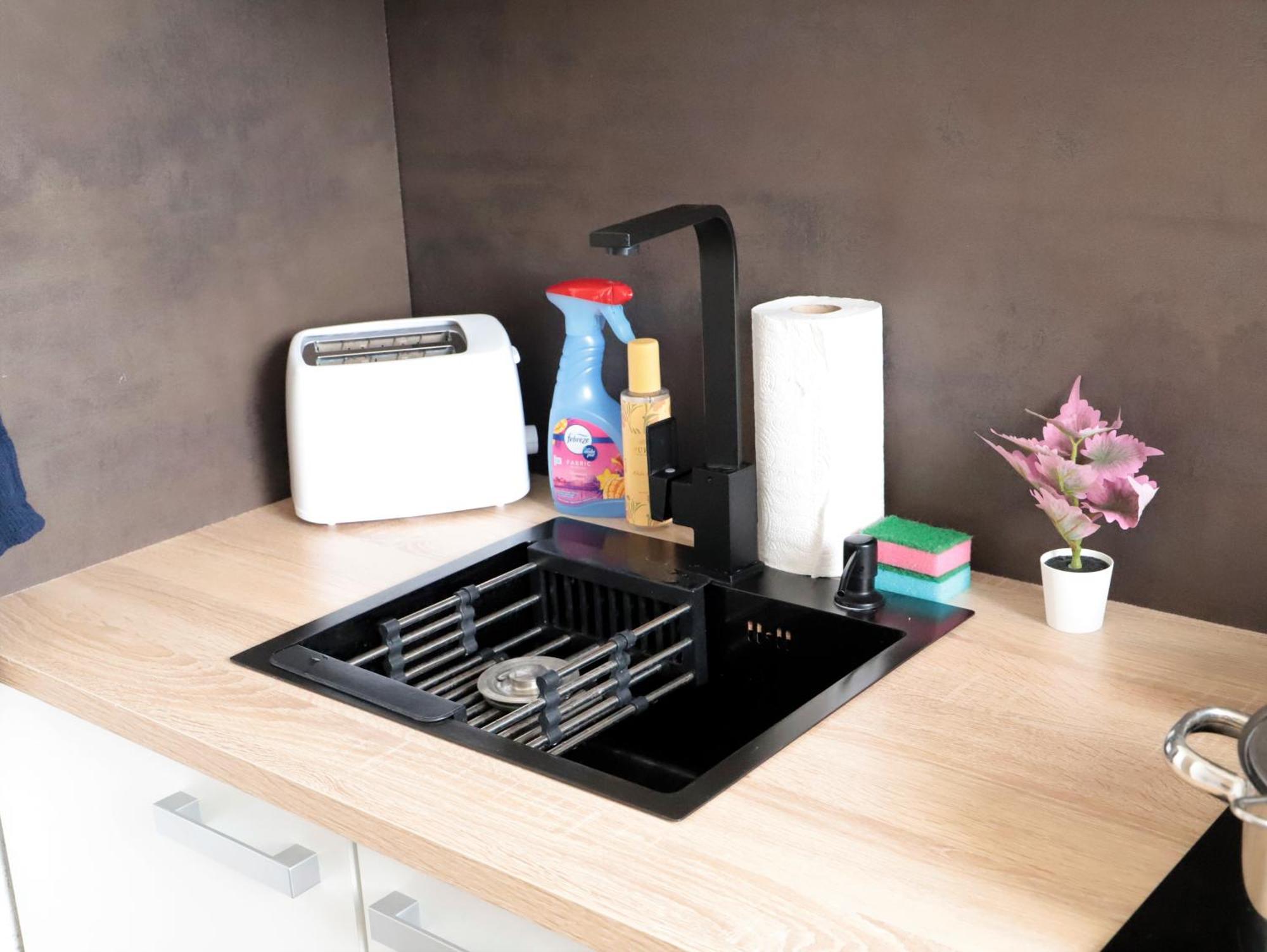 Smart-Schoen-Guenstig,Naehe U1 & Park And Ride ! Wina Bagian luar foto